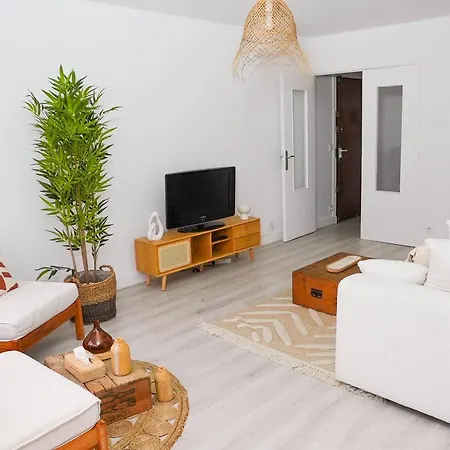 Cosy 4-6 Personnes 15eme Апартаменты *